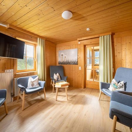 Apartmenthaus Matri By Pferd Auf Wolke Dalaas Zewnętrze zdjęcie
