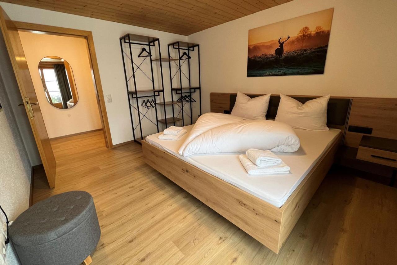 Apartmenthaus Matri By Pferd Auf Wolke Dalaas Zewnętrze zdjęcie